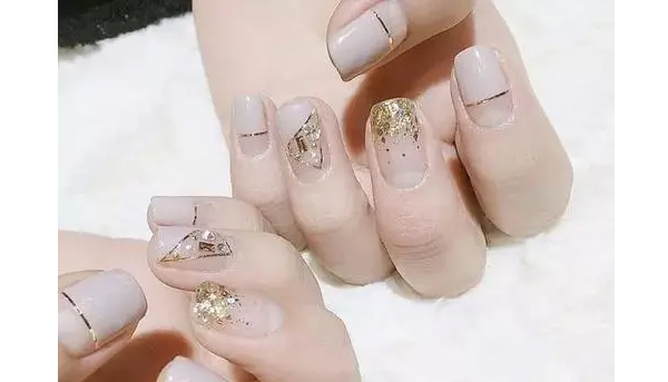美甲培训费用